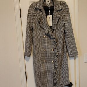 Elegant Black and White Houndstooth Women's Coat
